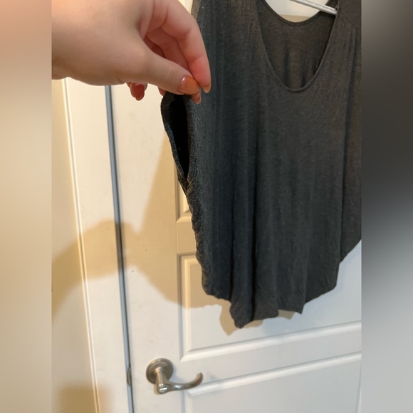 🌸3 FOR 5🌸 Baggy gray parachute top - Picture 2 of 3